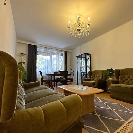 וינה 2 Rooms Flat With Balcony, Near Of Center מראה חיצוני תמונה
